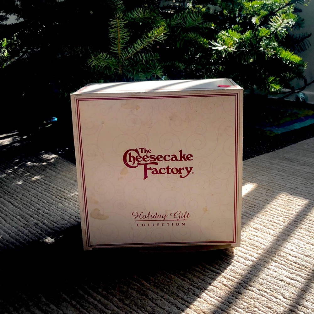Cheesecake factory Holliday gift collection